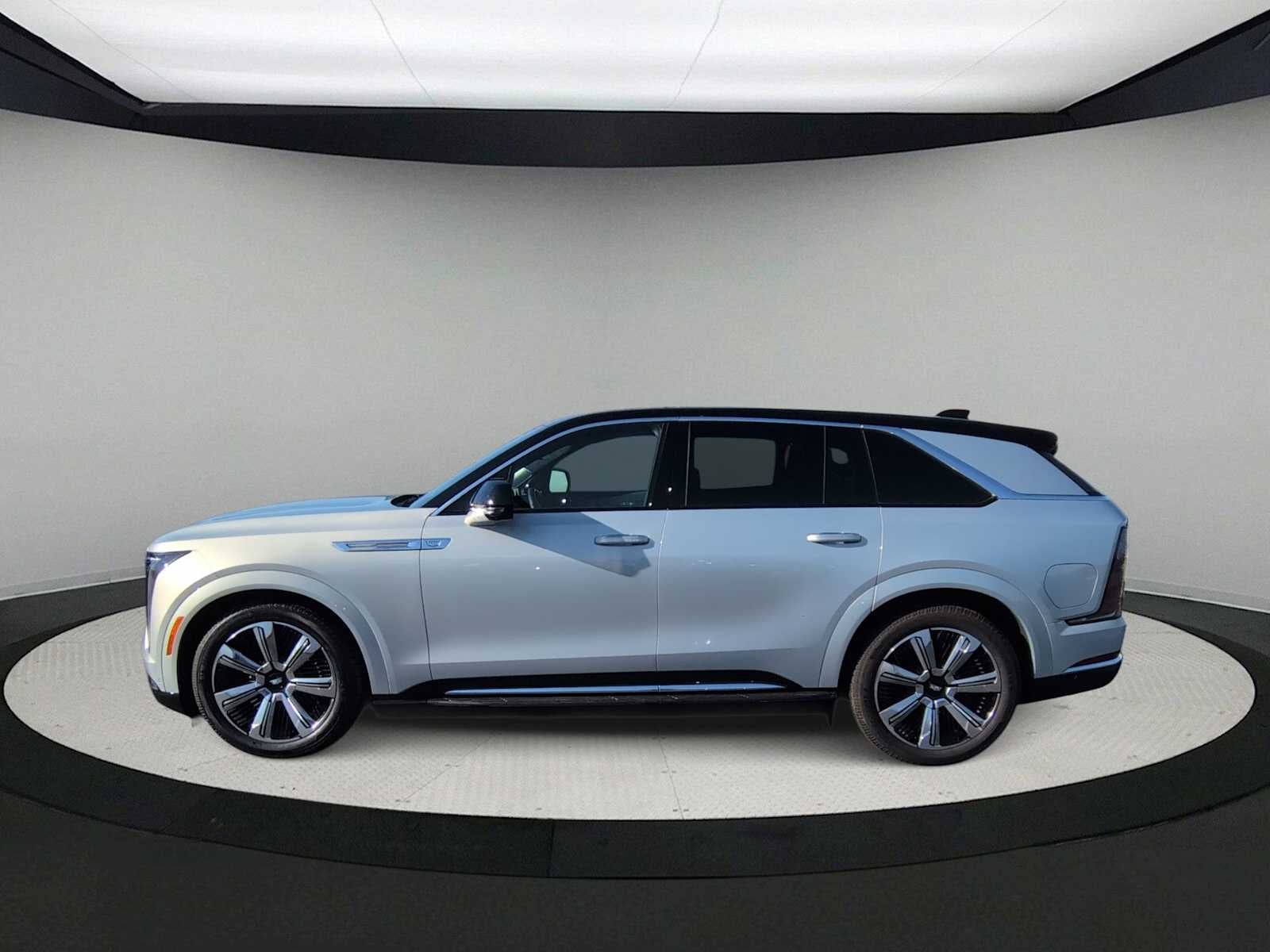 2025 Cadillac ESCALADE IQ Luxury 2