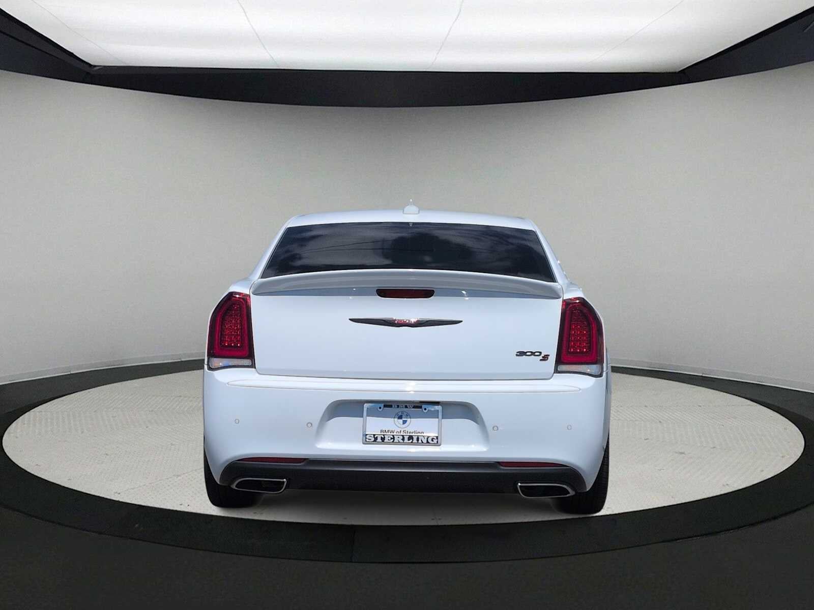 2021 Chrysler 300 300S