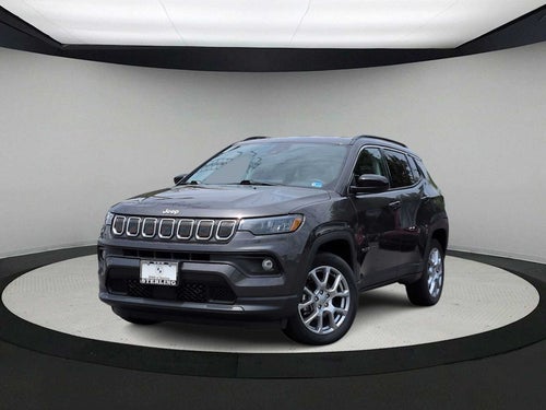 2022 Jeep Compass Latitude Lux