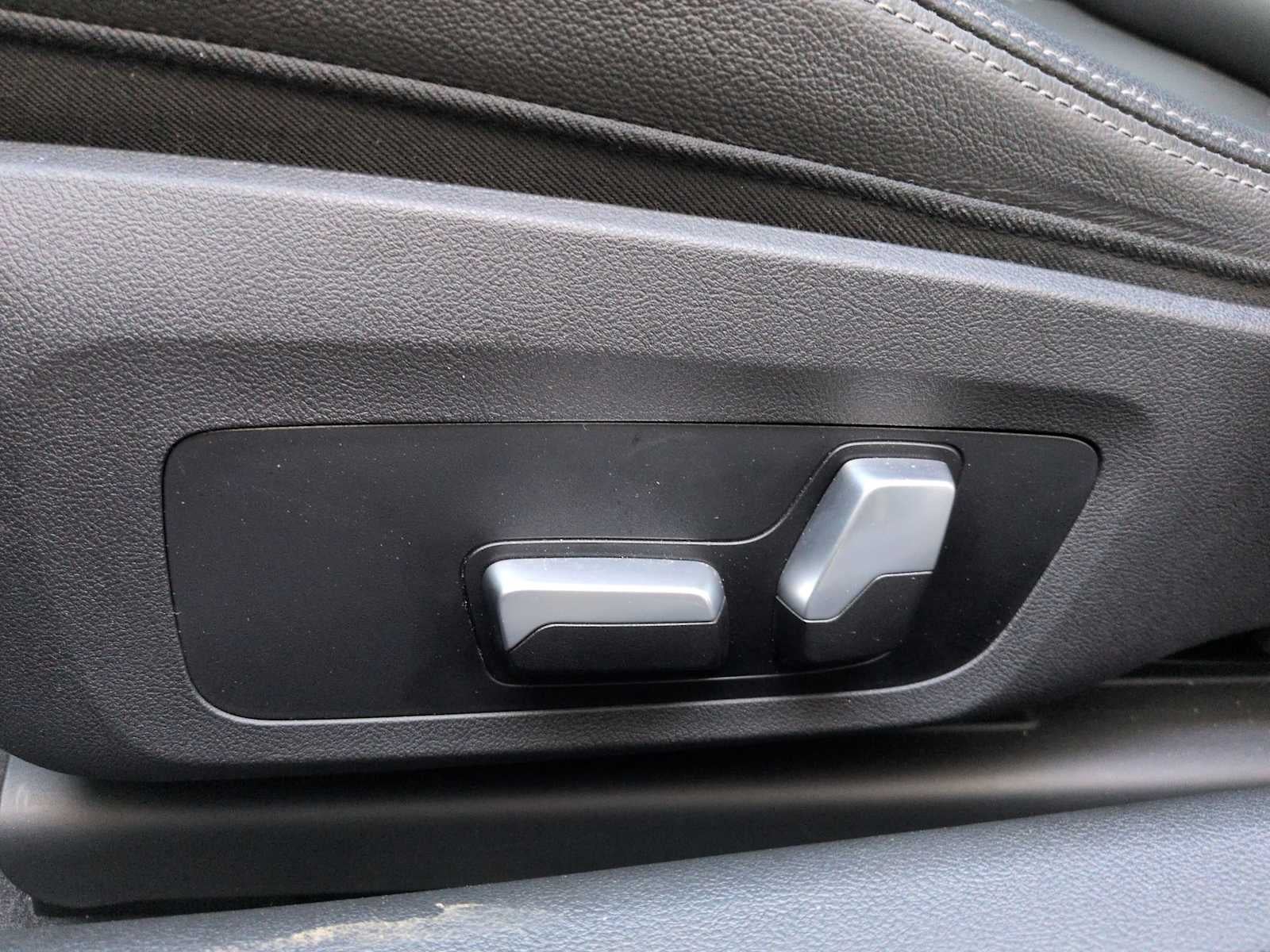 2023 BMW 2 Series 230i xDrive