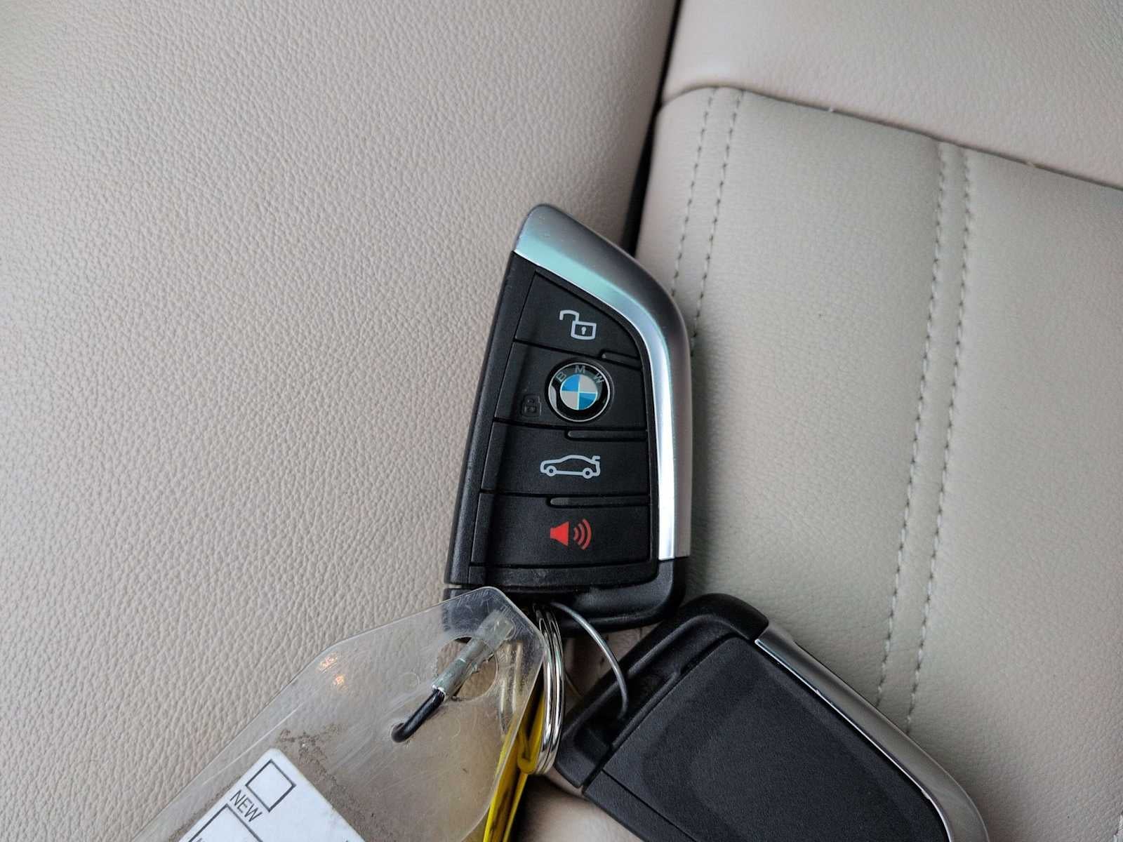 2021 BMW 330i xDrive 330i xDrive