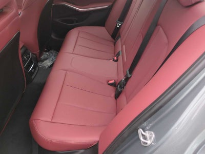 2025 BMW 330i xDrive 330i xDrive