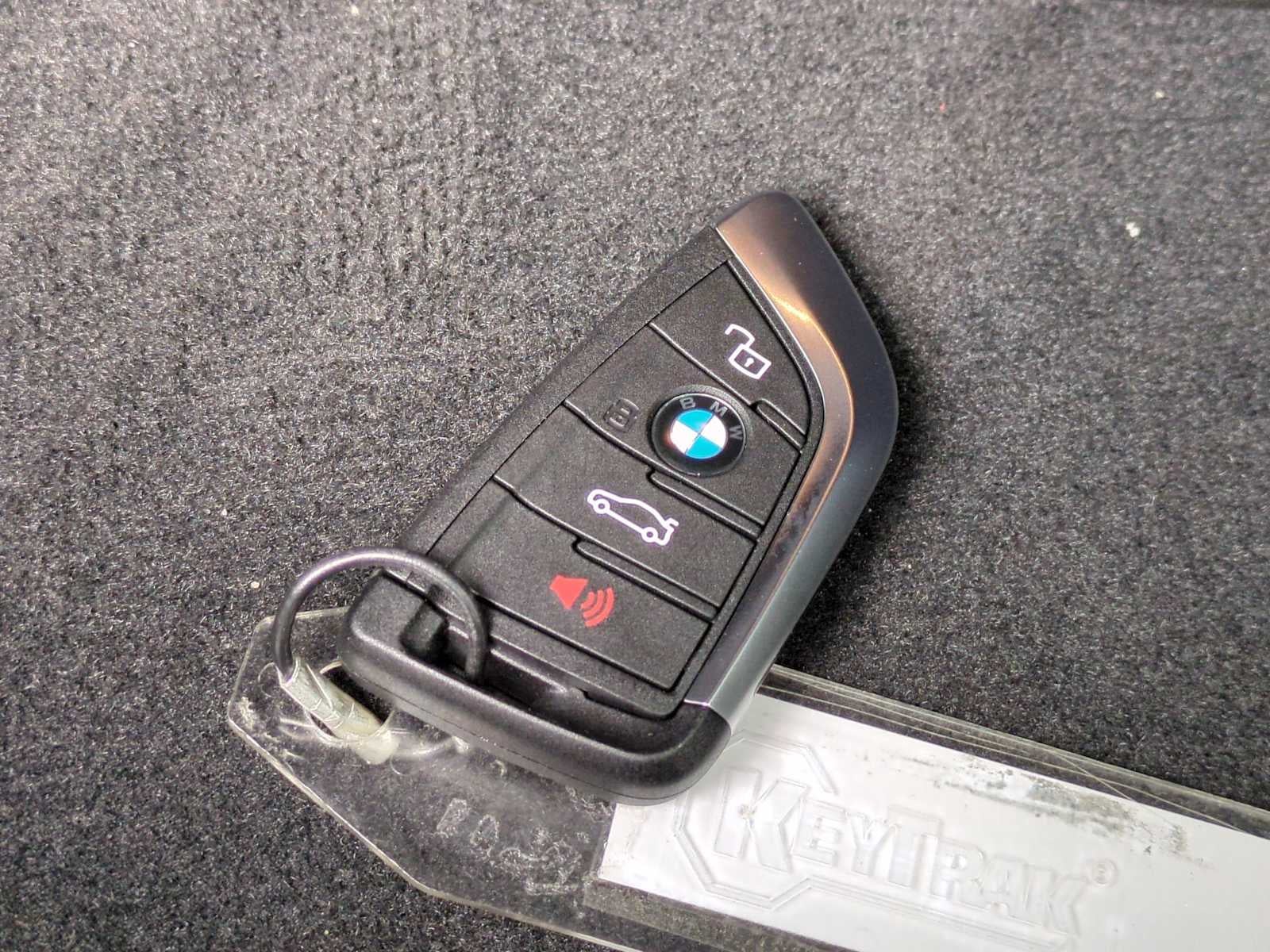 2025 BMW 330i 330i xDrive