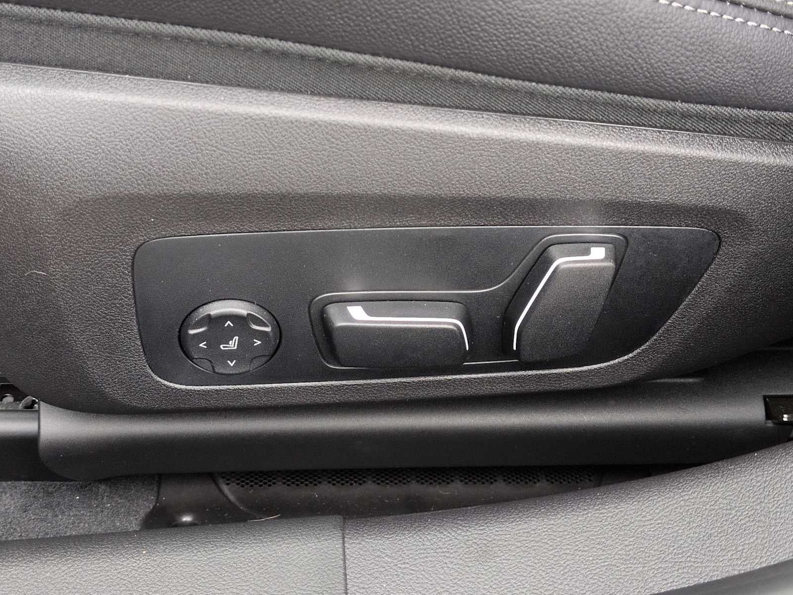 2026 BMW 330i 330i NA xDrive