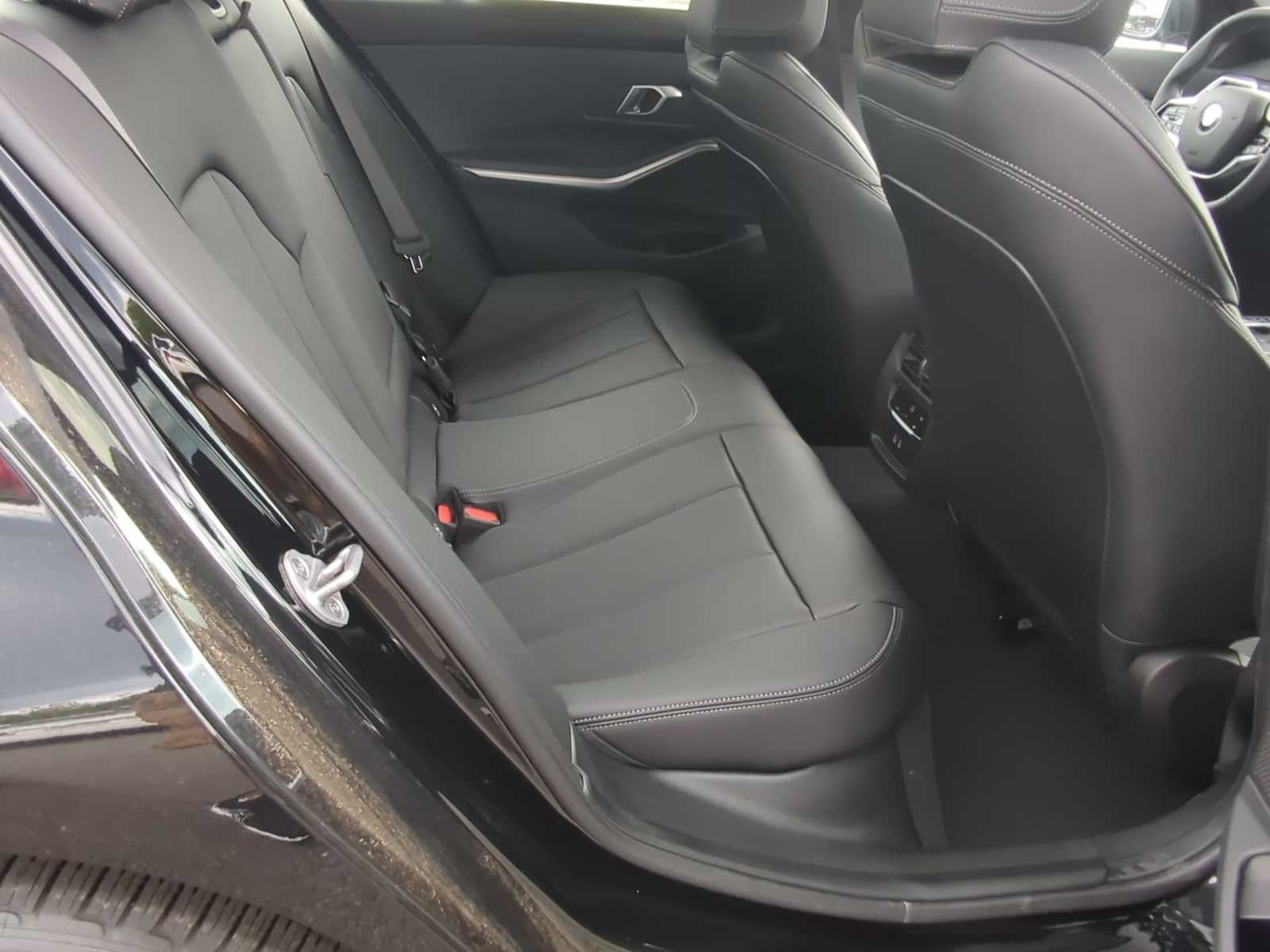 2025 BMW 330i xDrive 330i xDrive