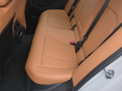 2025 BMW 330i 330i xDrive