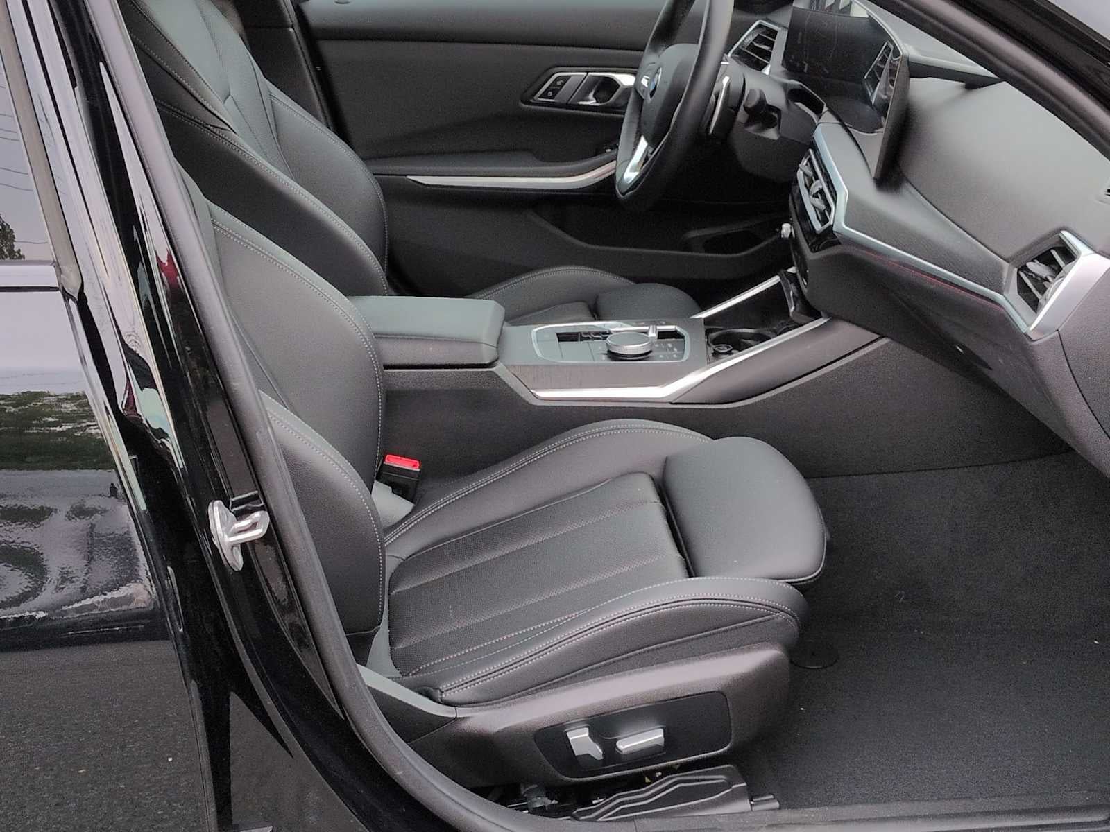 2023 BMW 3 Series 330i xDrive