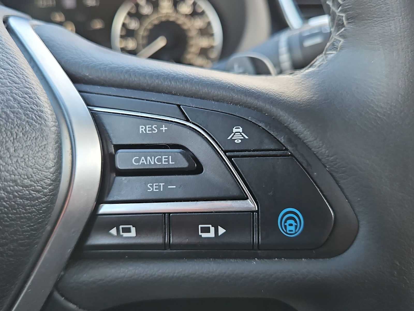 2023 INFINITI QX50 SPORT