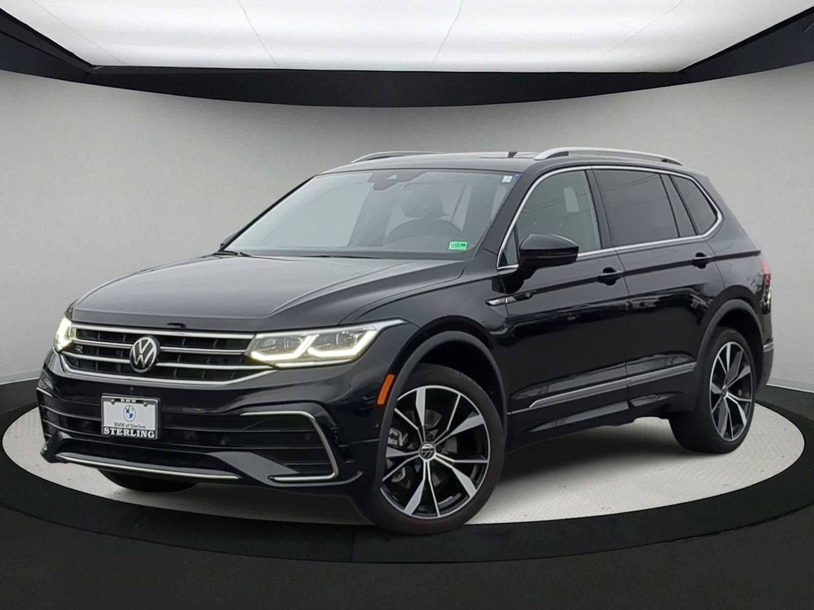 2024 Volkswagen Tiguan SEL R-Line
