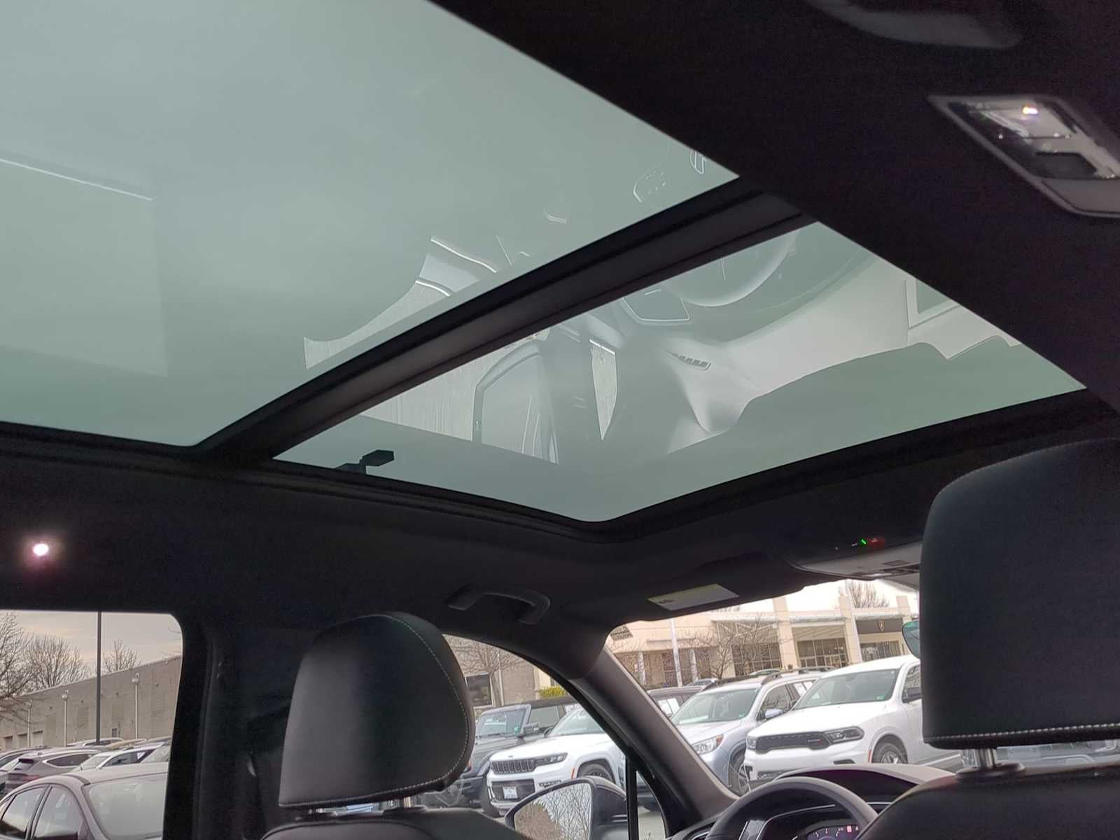 2024 Volkswagen Tiguan SEL R-Line