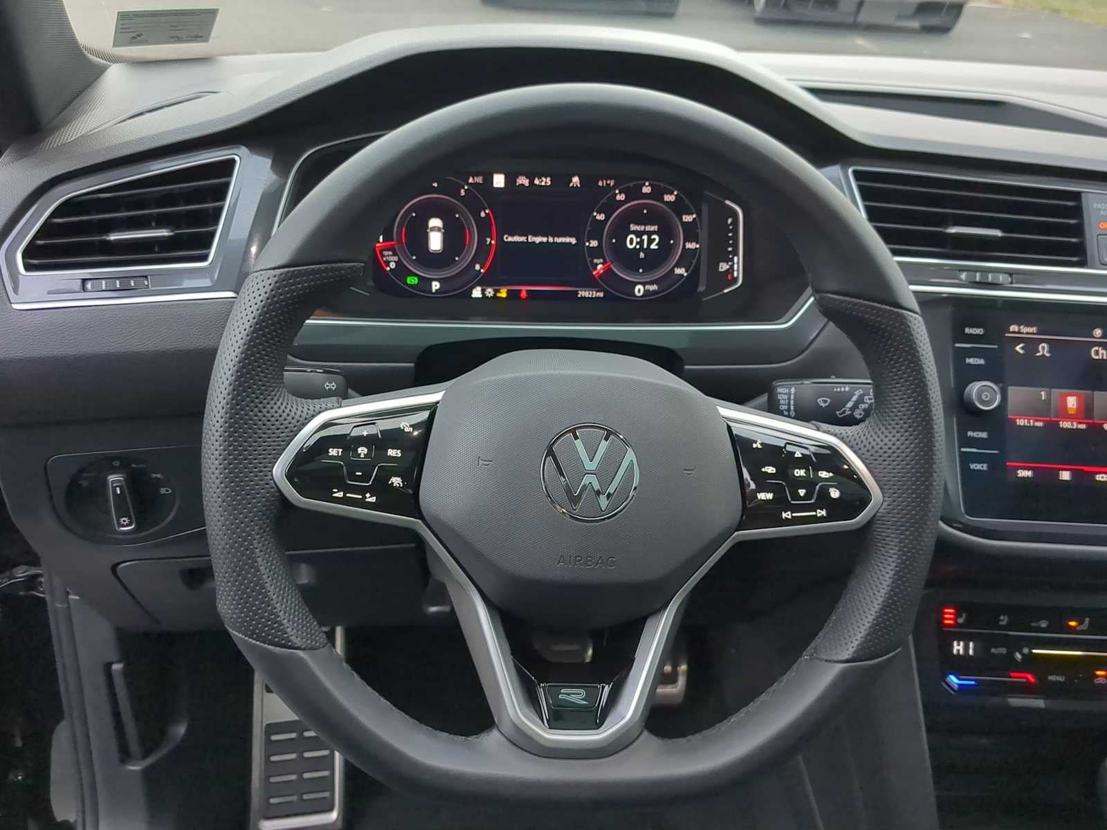 2024 Volkswagen Tiguan SEL R-Line