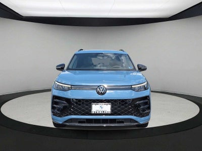 2025 Volkswagen Tiguan SE R-Line Black