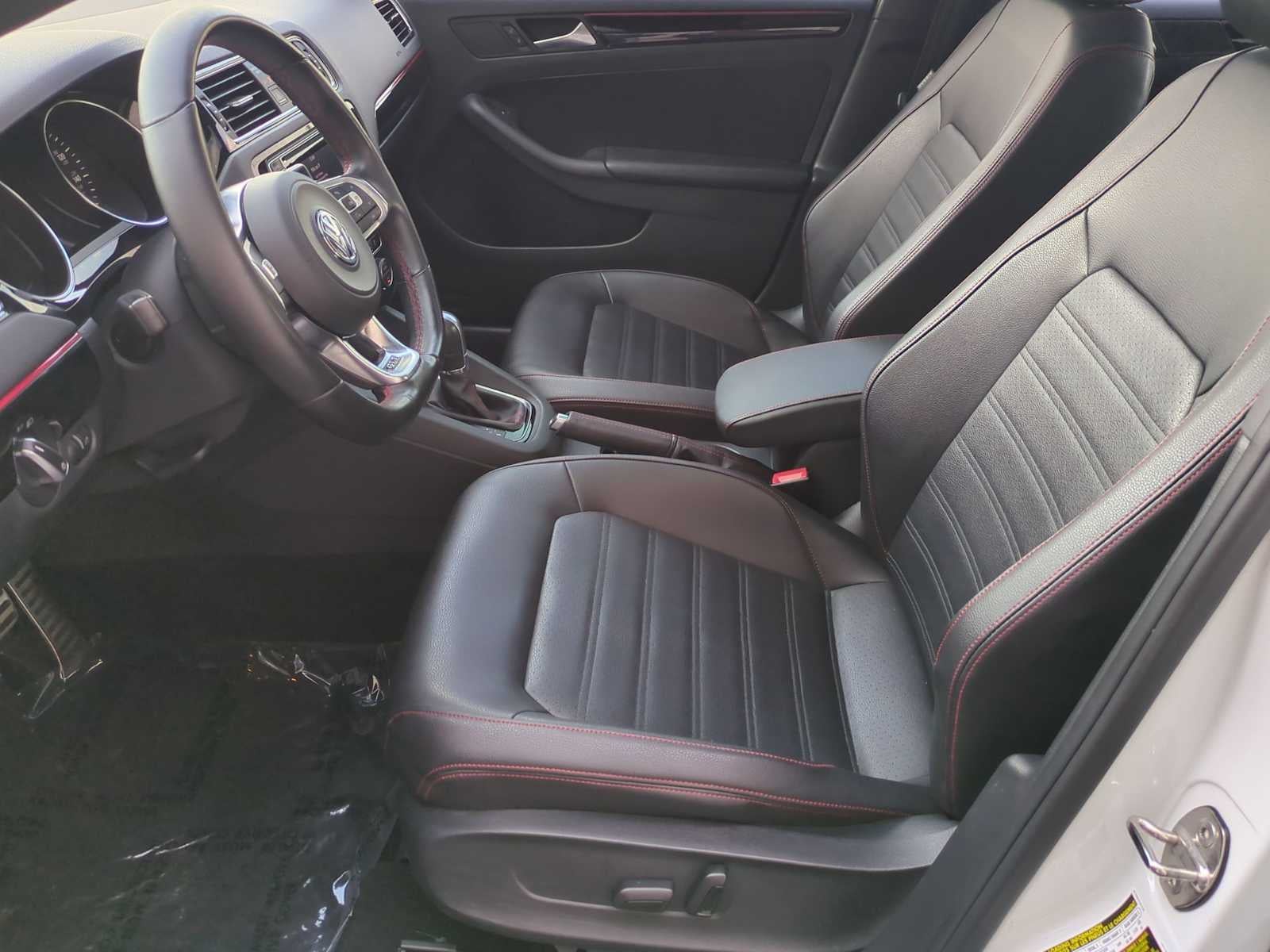 2016 Volkswagen Jetta 2.0T GLI SE