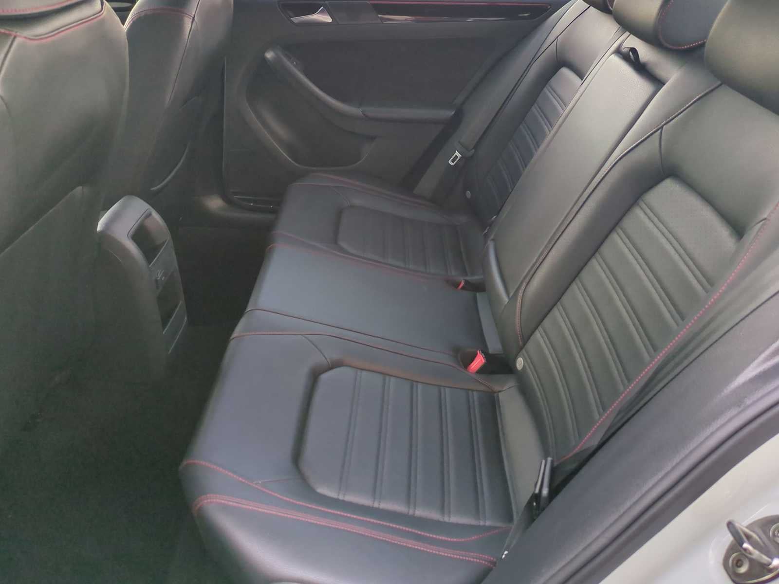 2016 Volkswagen Jetta 2.0T GLI SE