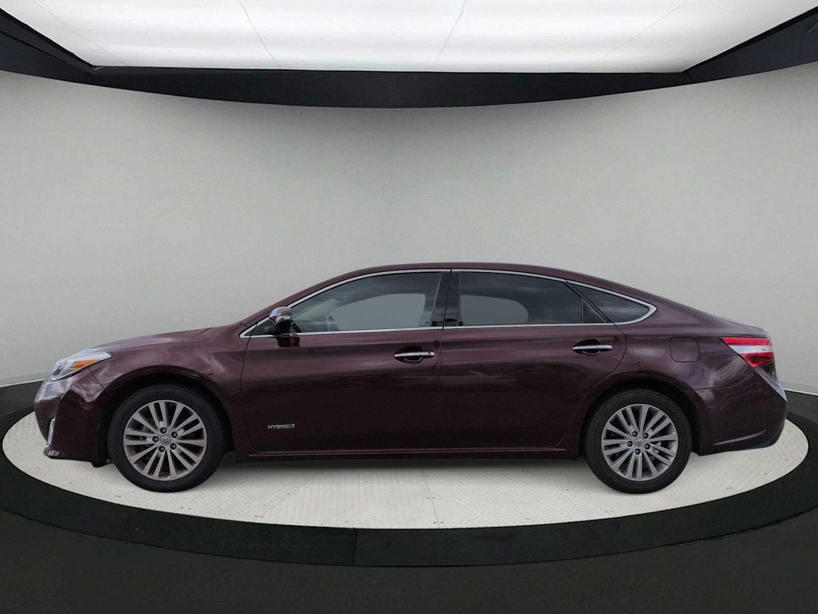 2015 Toyota Avalon Hybrid XLE Touring