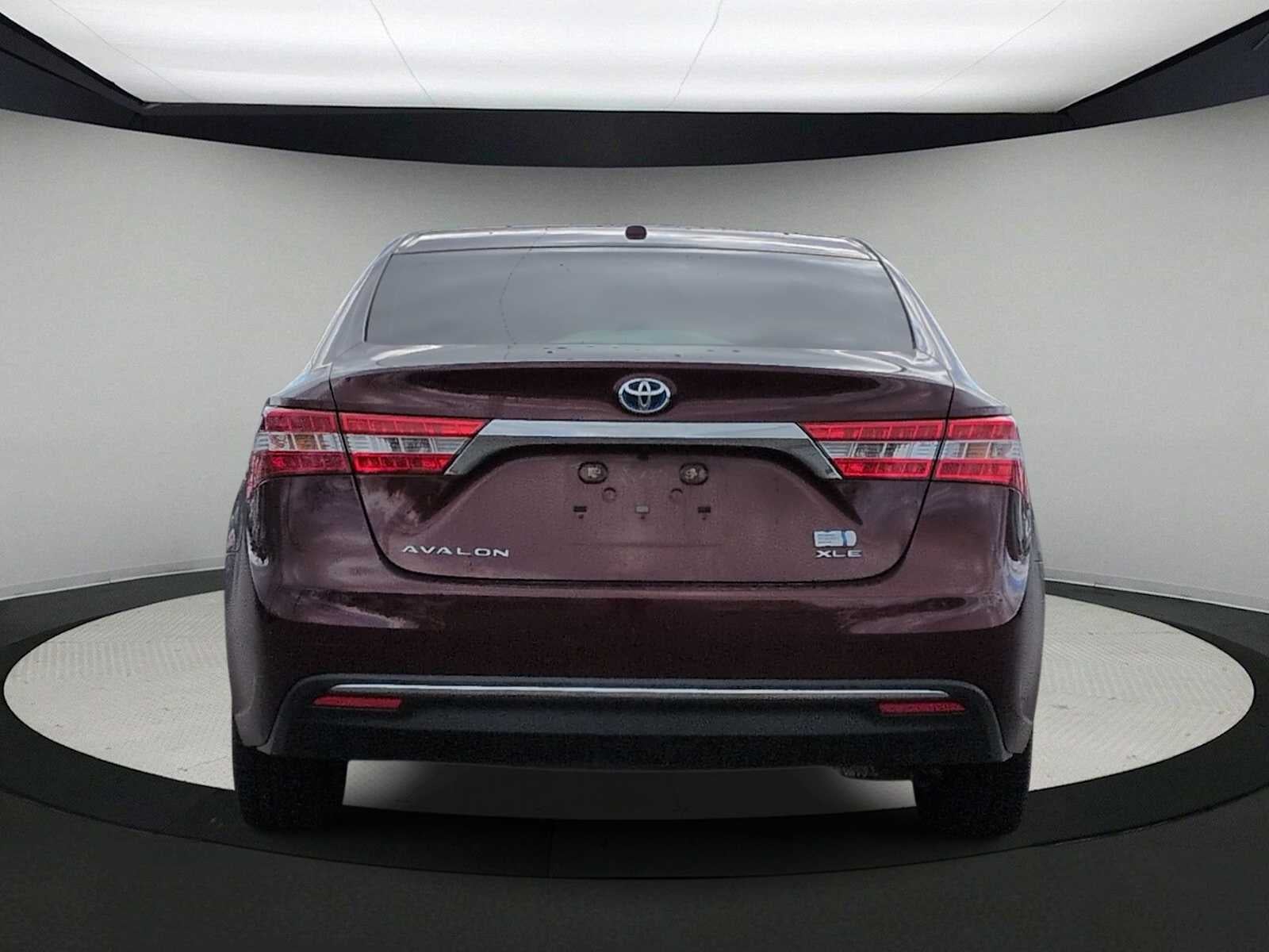 2015 Toyota Avalon Hybrid XLE Touring