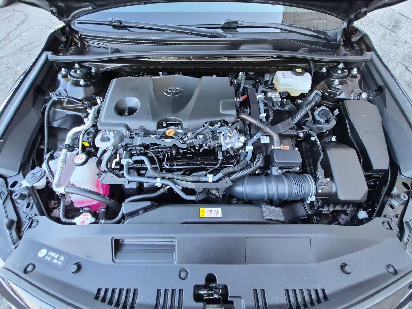 2021 Toyota Camry Hybrid LE