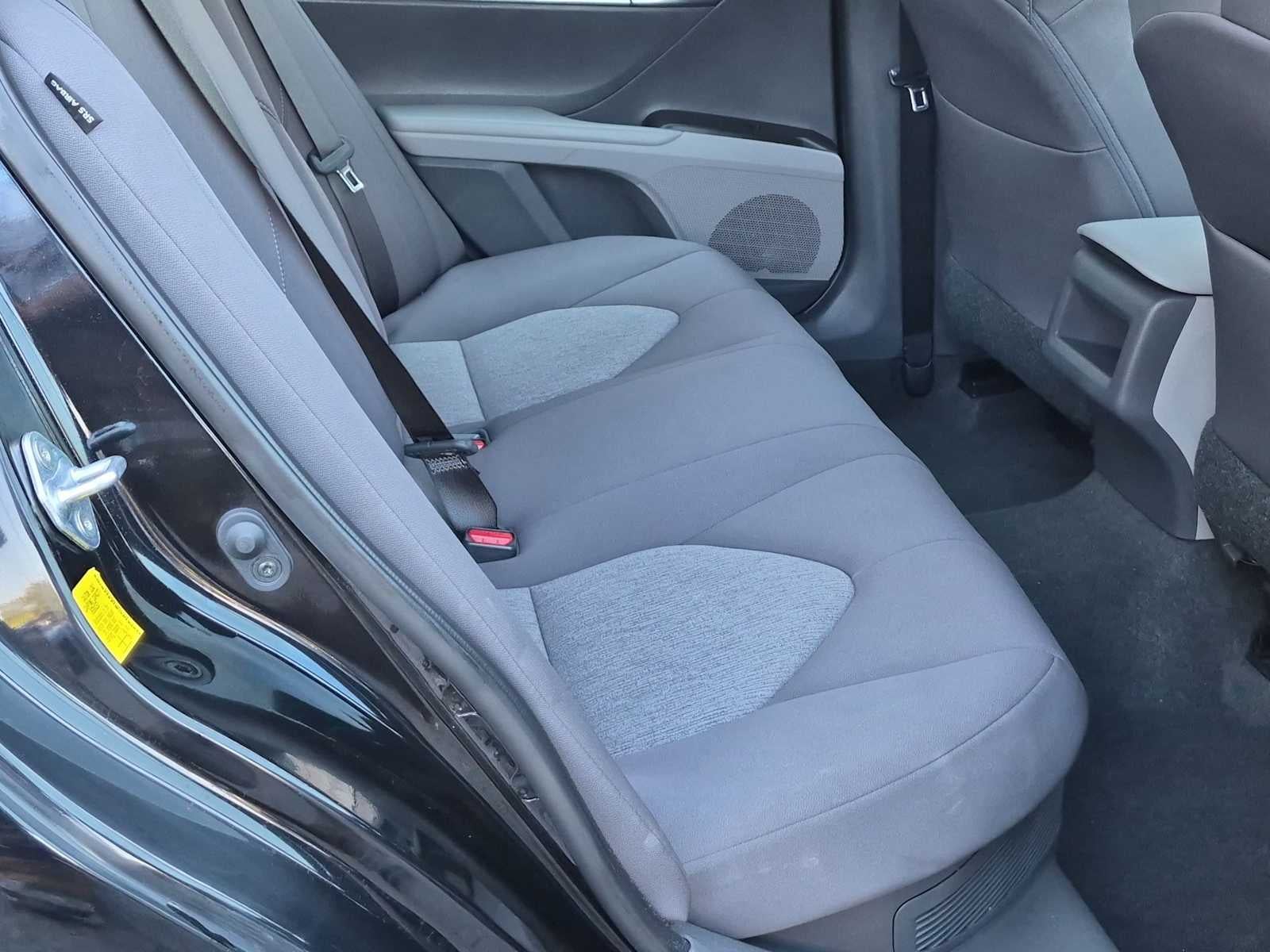 2021 Toyota Camry Hybrid LE