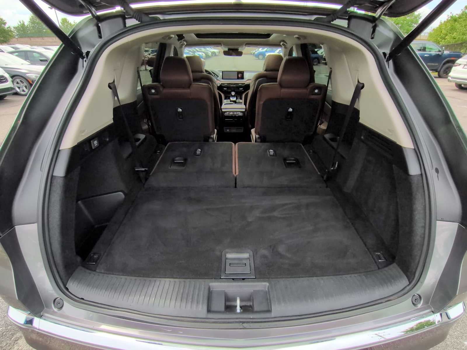 2023 Acura MDX w/Technology Package