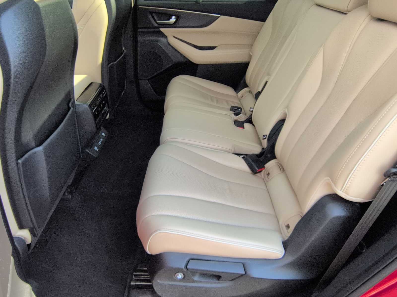 2022 Acura MDX w/Advance Package