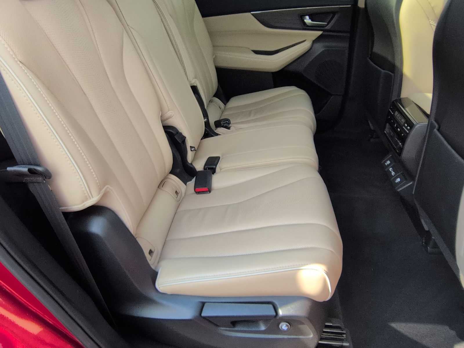 2022 Acura MDX w/Advance Package