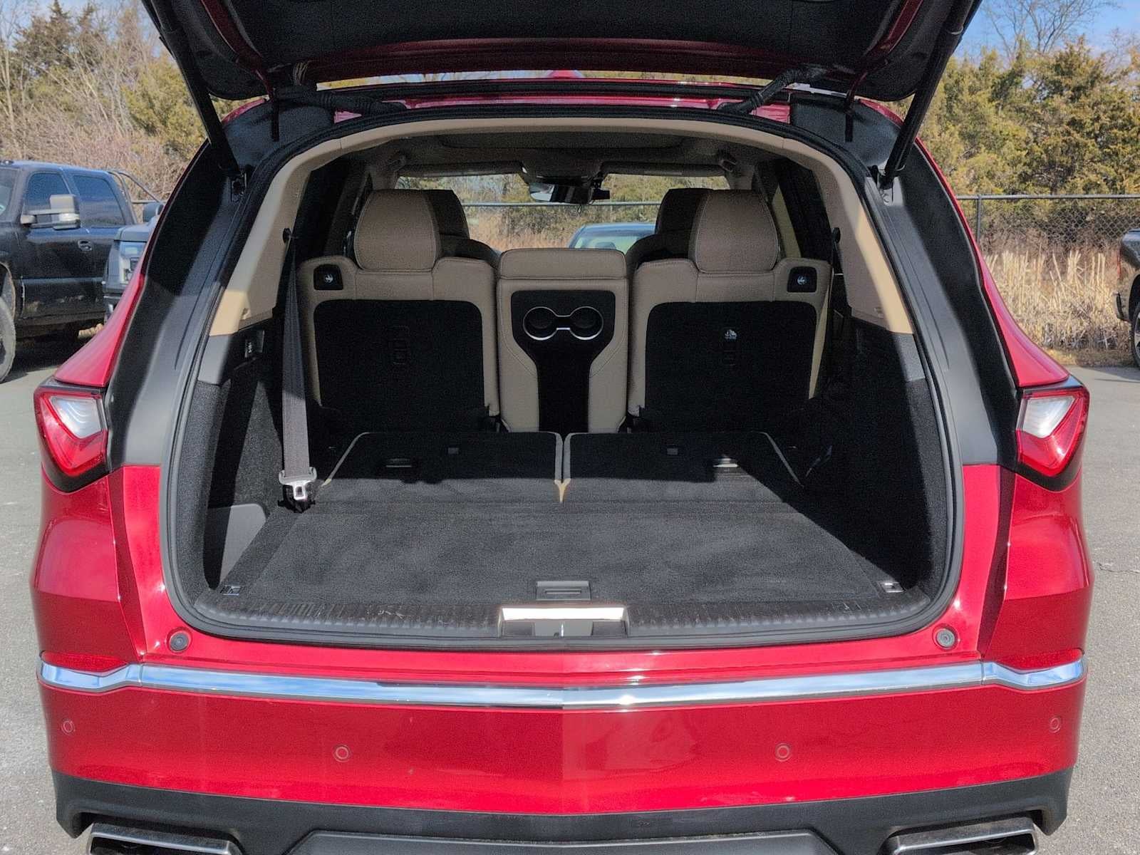 2022 Acura MDX w/Advance Package