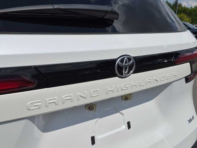 2025 Toyota Grand Highlander XLE