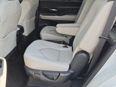 2025 Toyota Grand Highlander XLE