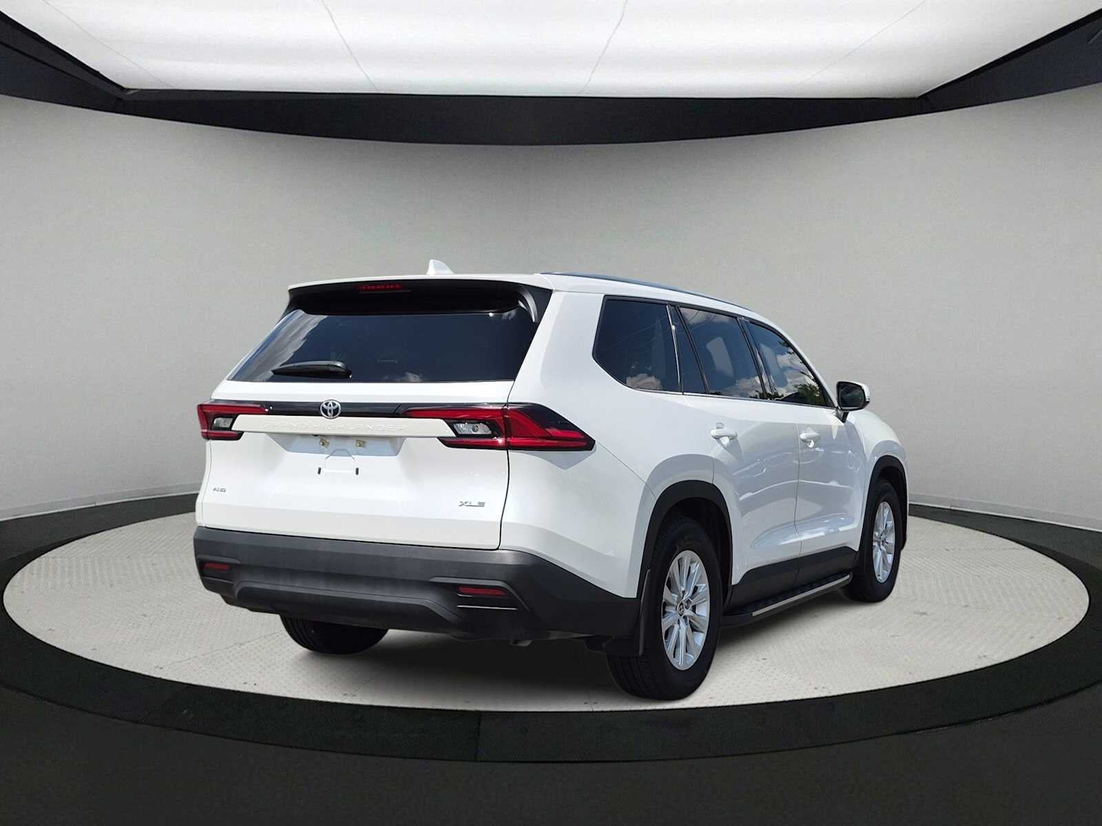 2025 Toyota Grand Highlander XLE