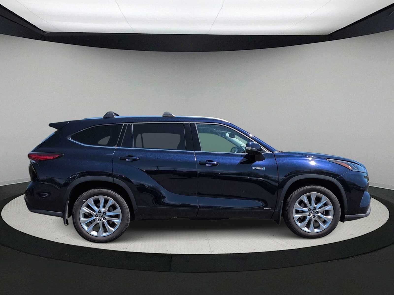 2021 Toyota Highlander Hybrid Limited