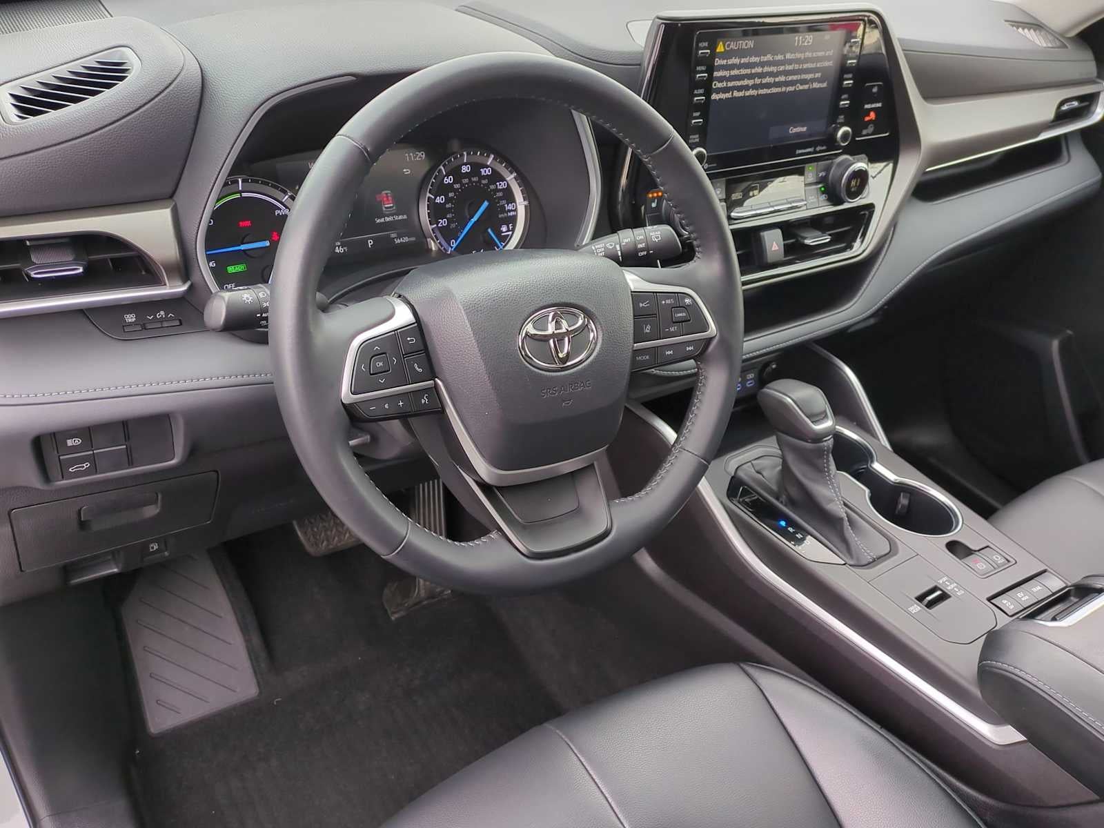 2022 Toyota Highlander Hybrid XLE