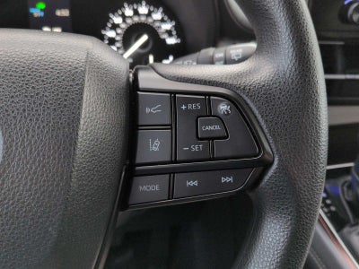 2024 Toyota Sienna LE