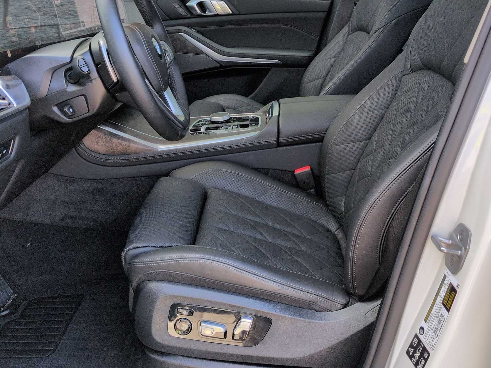 2026 BMW X7 xDrive40i xDrive40i