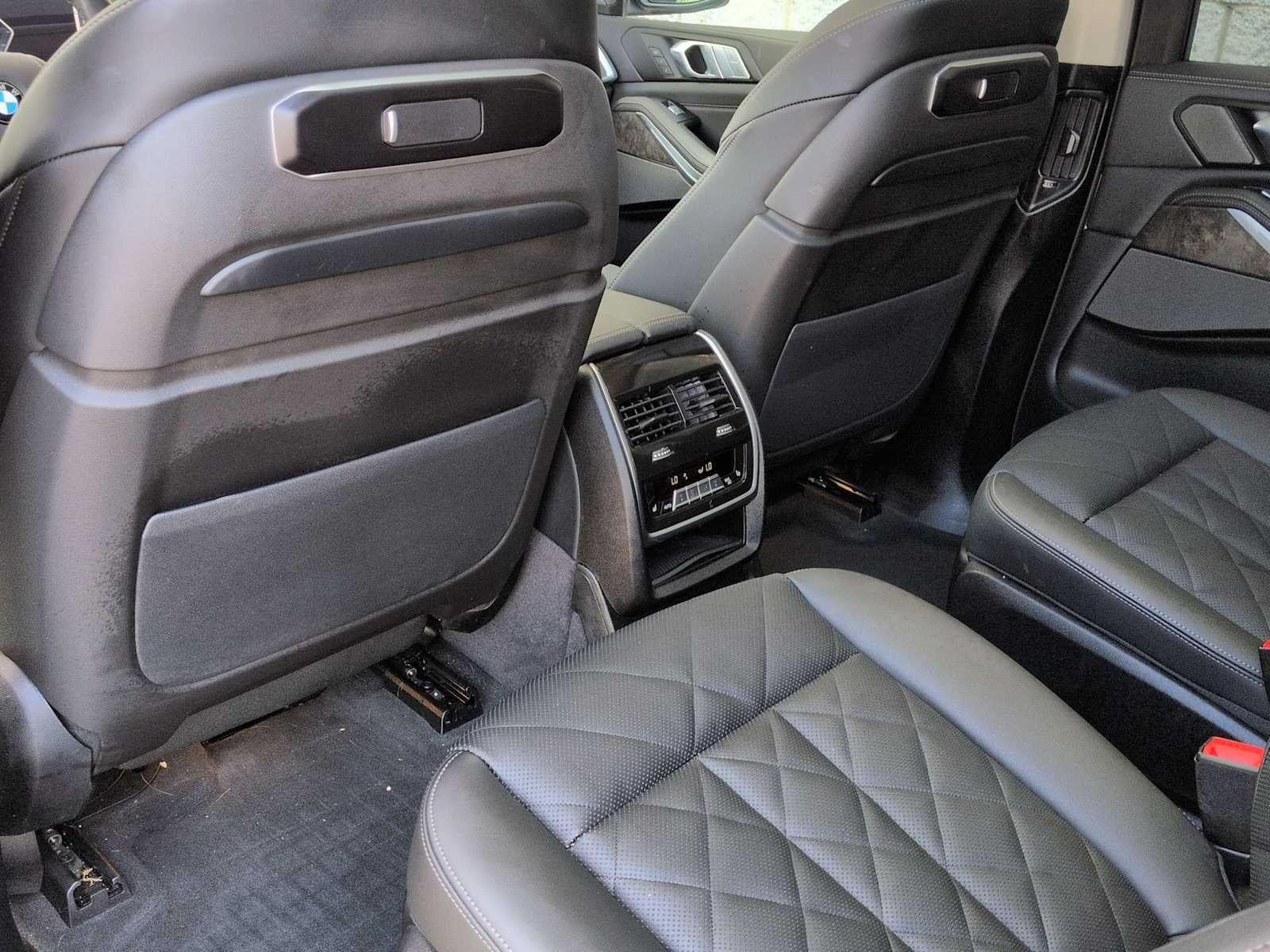 2026 BMW X7 xDrive40i xDrive40i