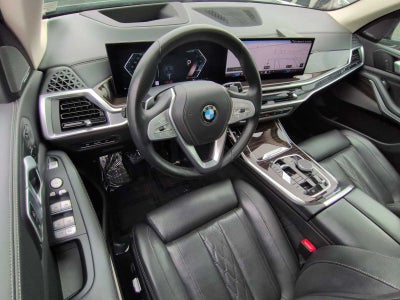 2025 BMW X7 xDrive40i