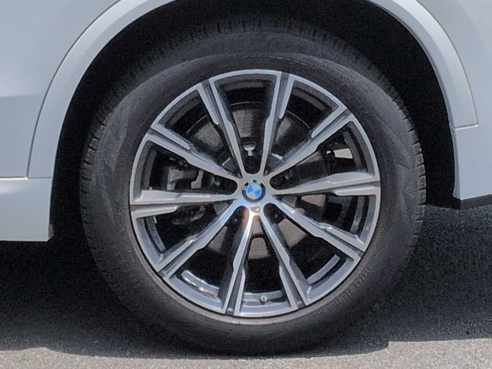 2026 BMW X5 xDrive40i xDrive40i