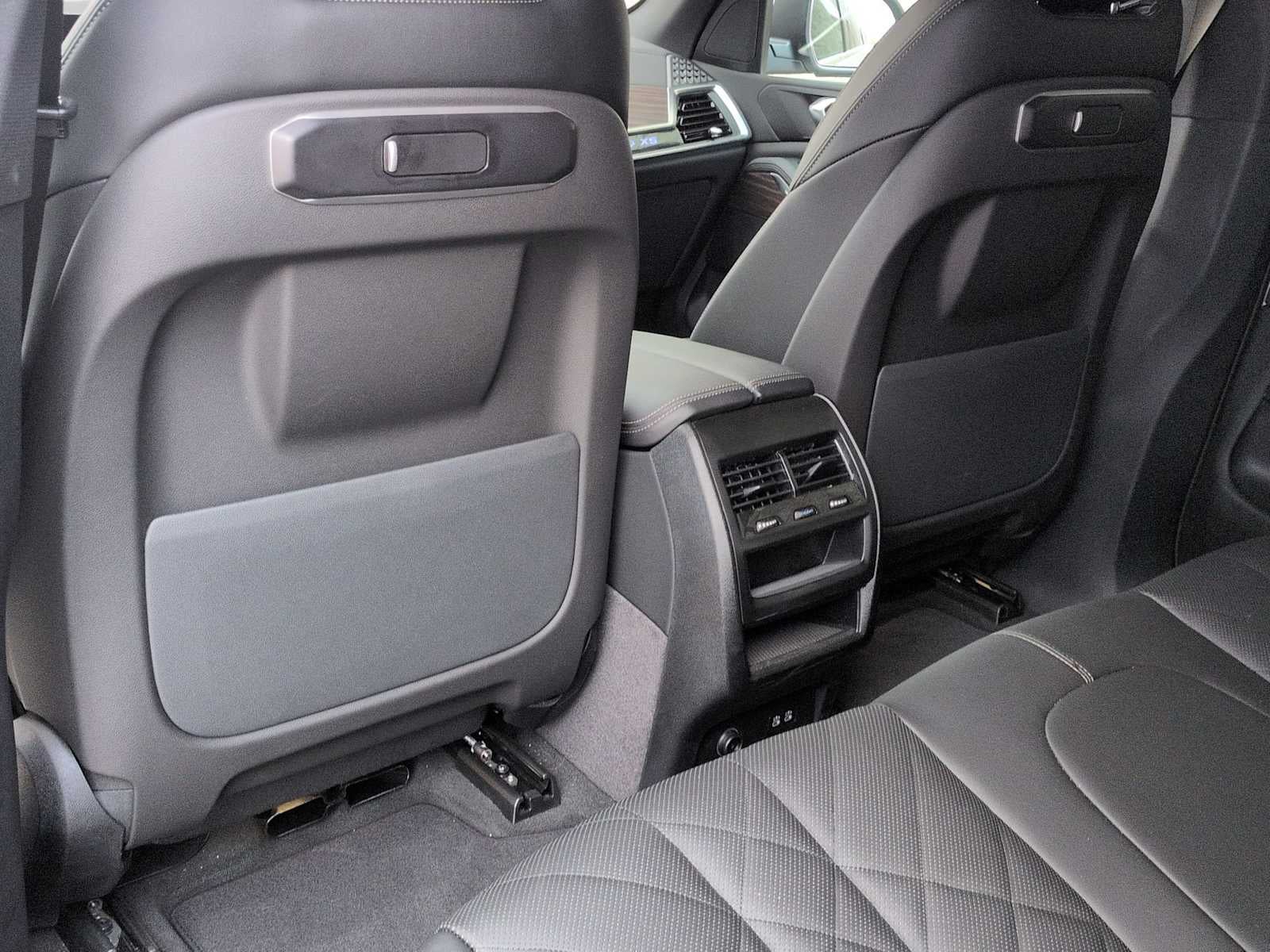 2026 BMW X5 xDrive40i xDrive40i