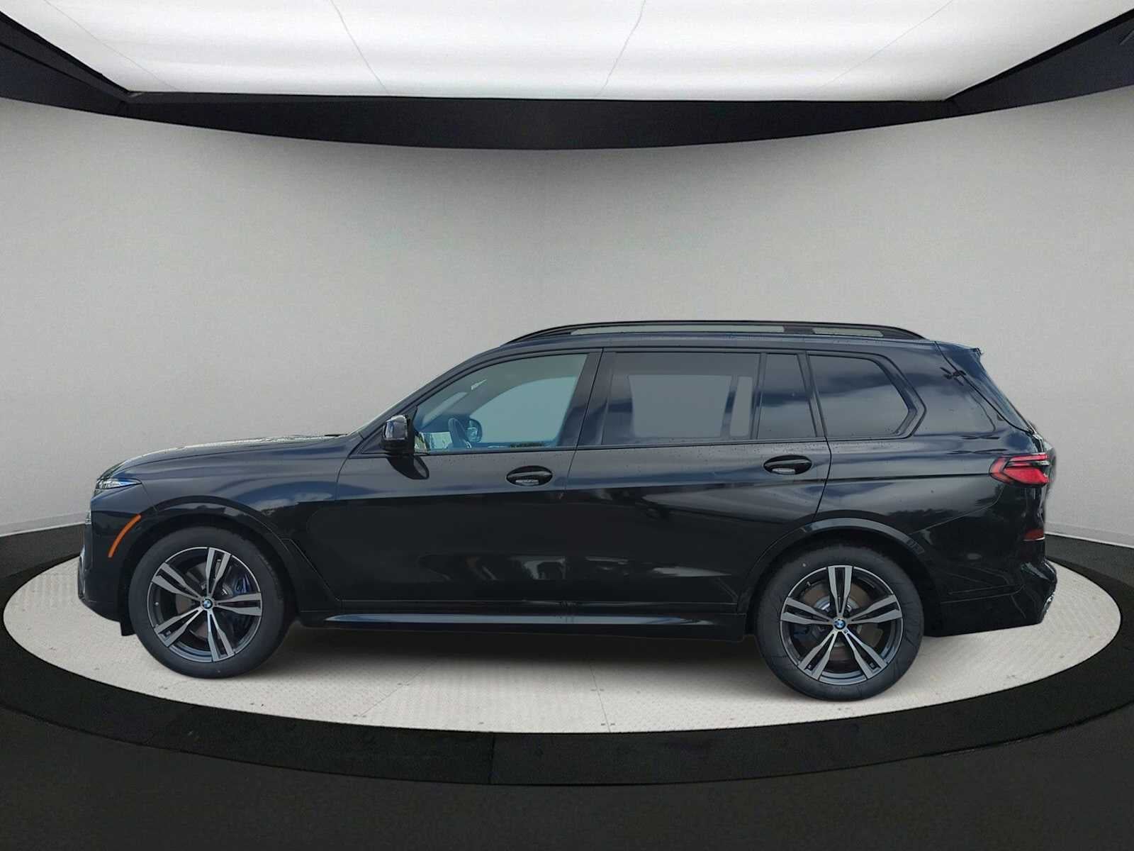 2026 BMW X7 M60i