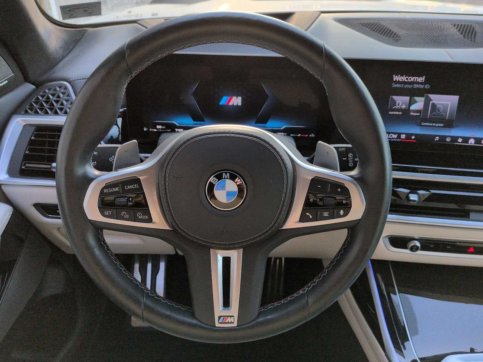 2024 BMW X7 M60i M60i