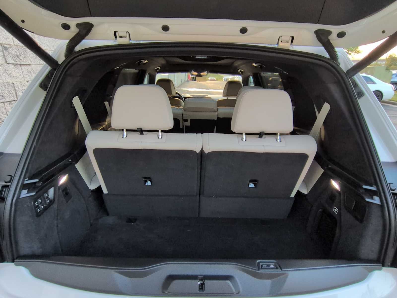 2024 BMW X7 M60i M60i
