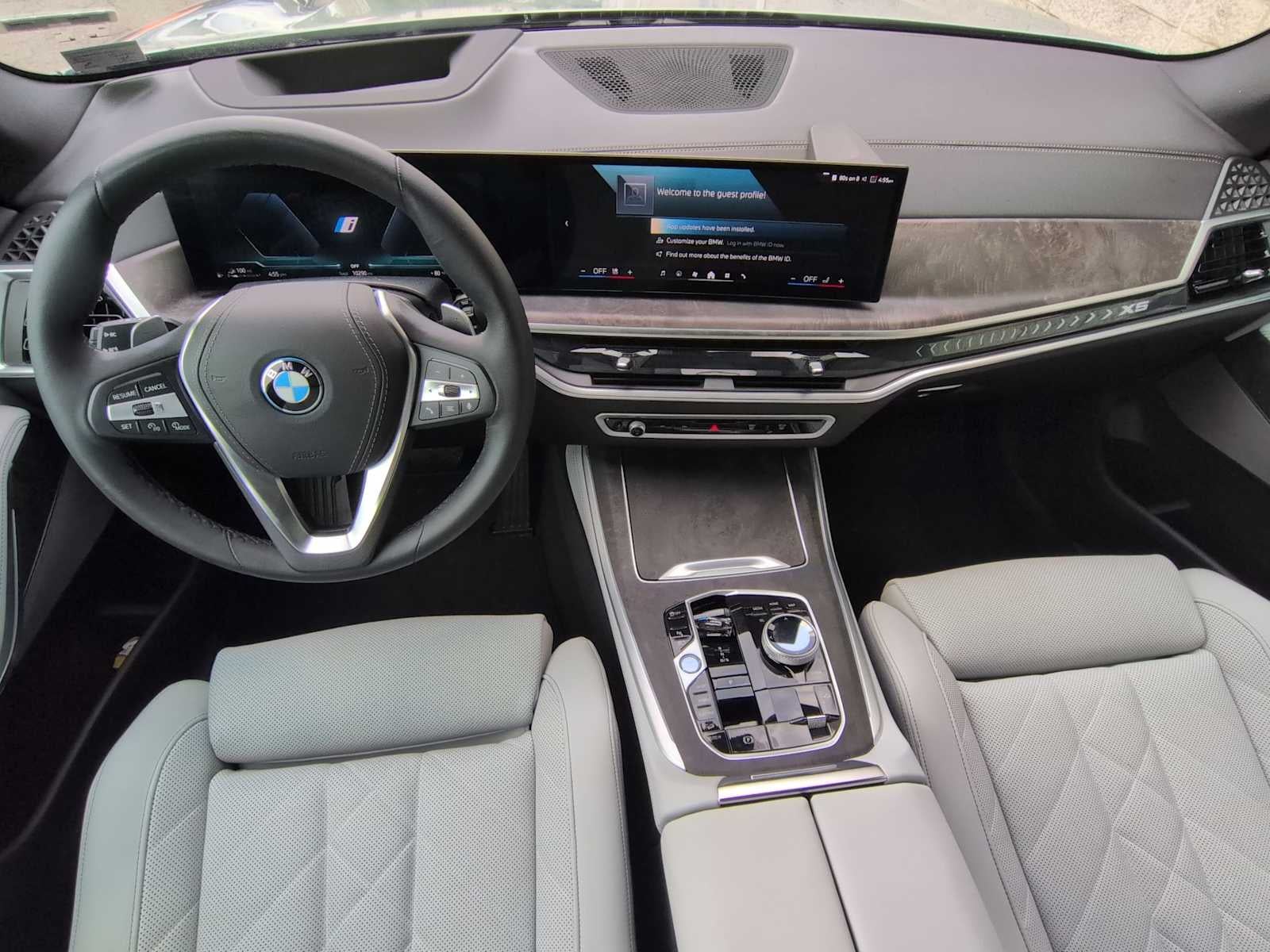 2025 BMW X5 xDrive50e xDrive50e