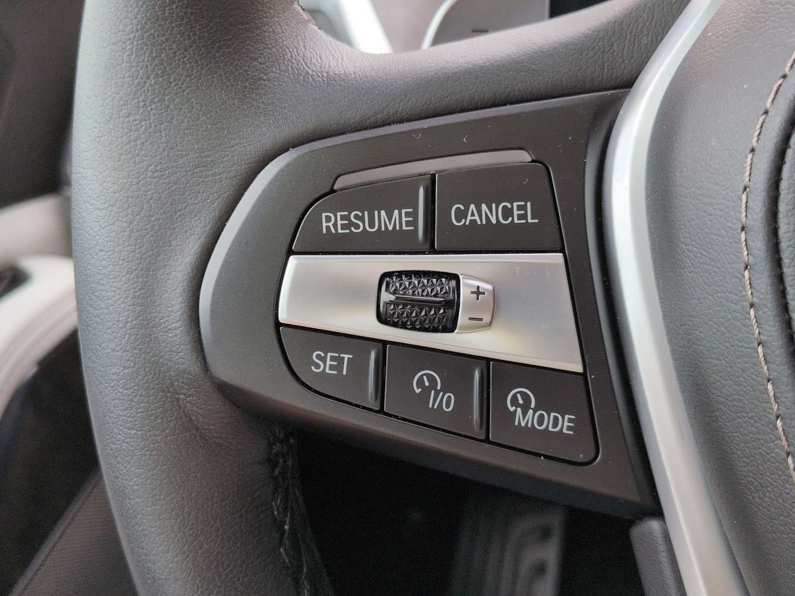 2025 BMW X5 xDrive50e xDrive50e