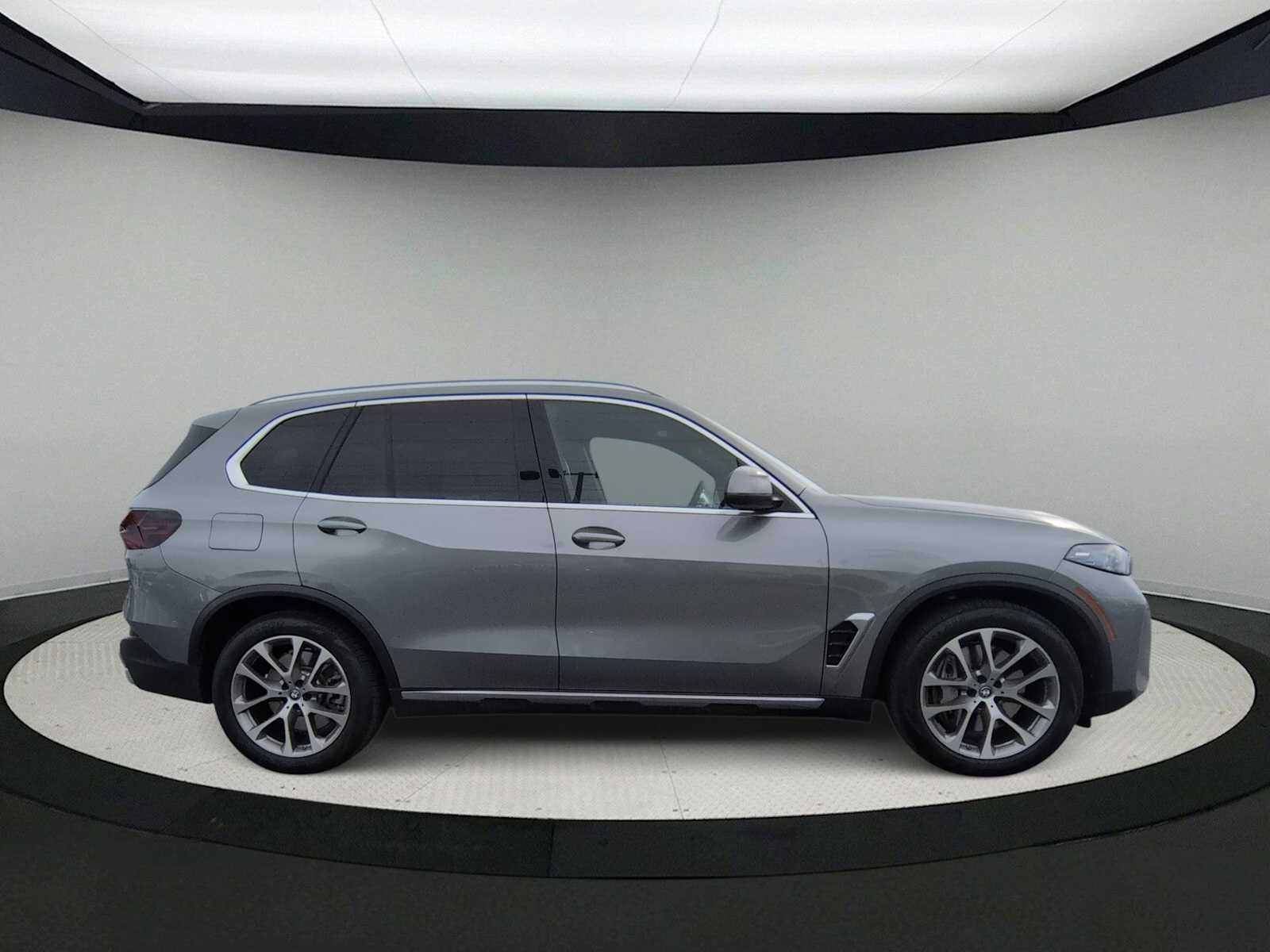 2025 BMW X5 xDrive50e xDrive50e