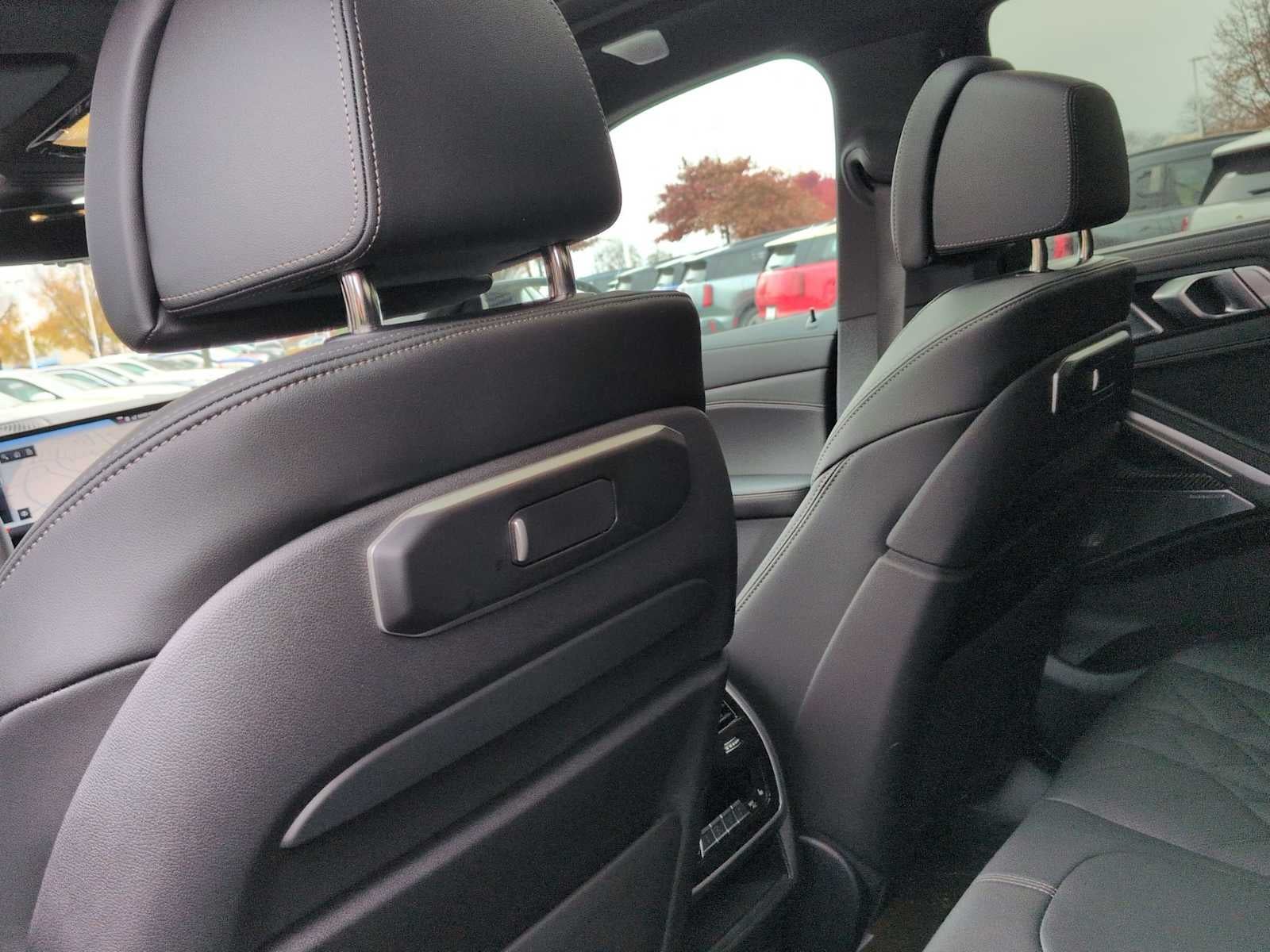 2026 BMW X6 M60i