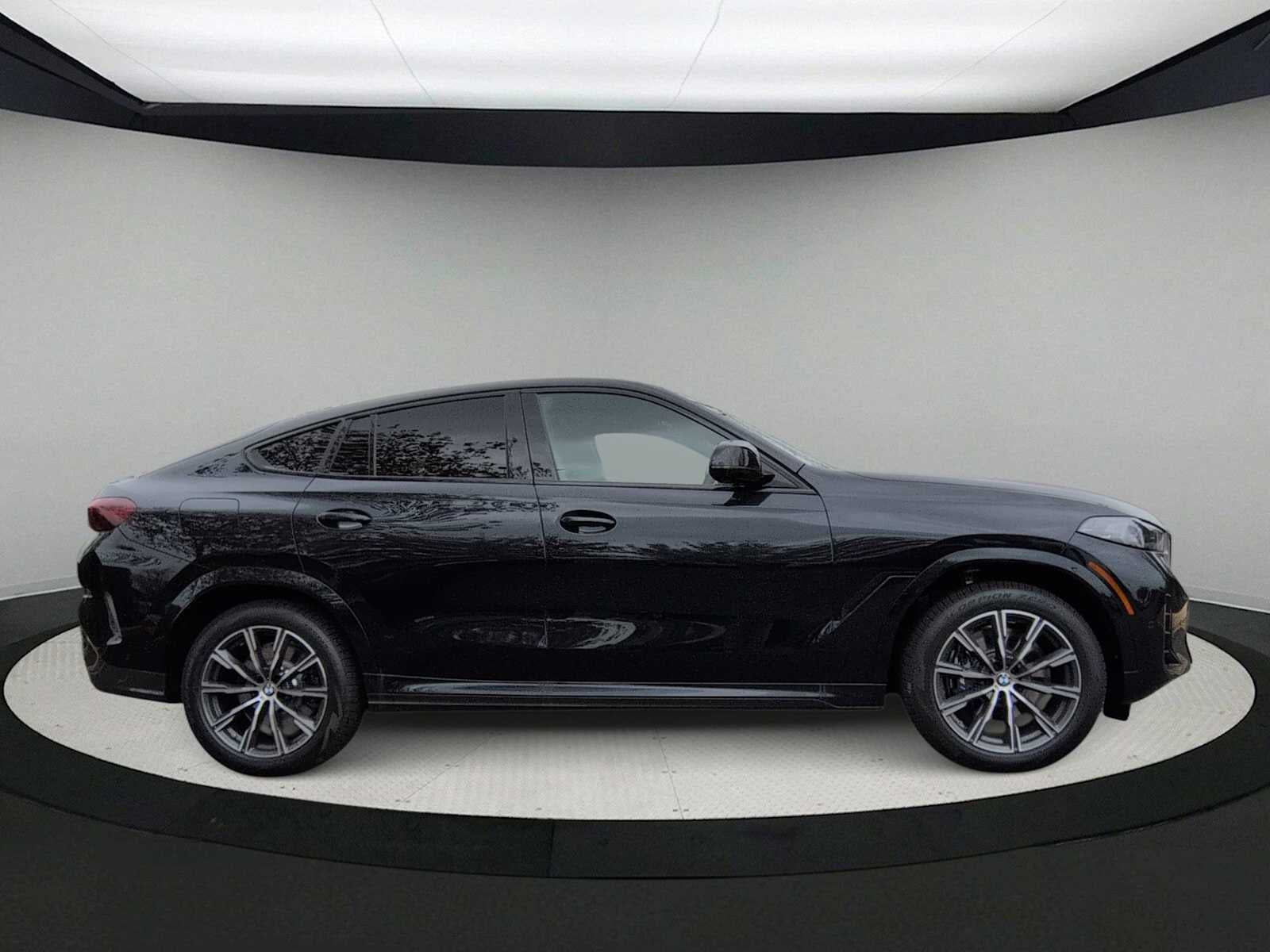 2026 BMW X6 M60i