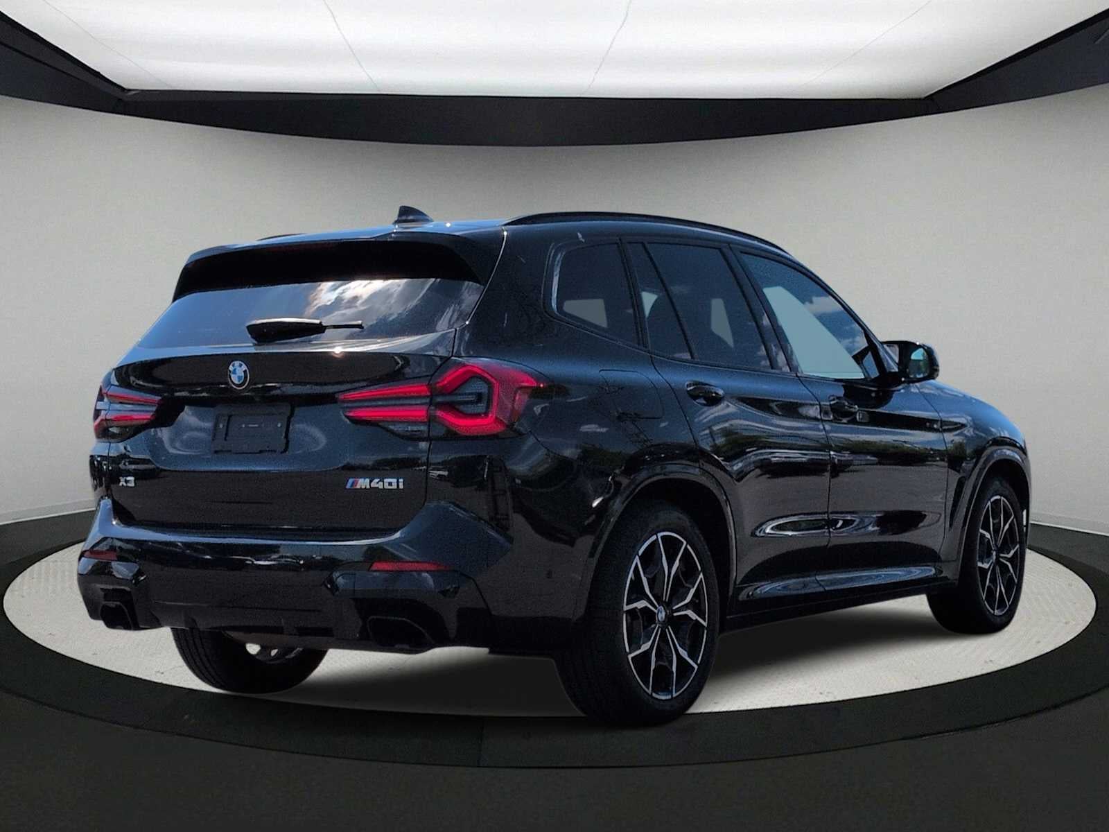 2024 BMW X3 M40i