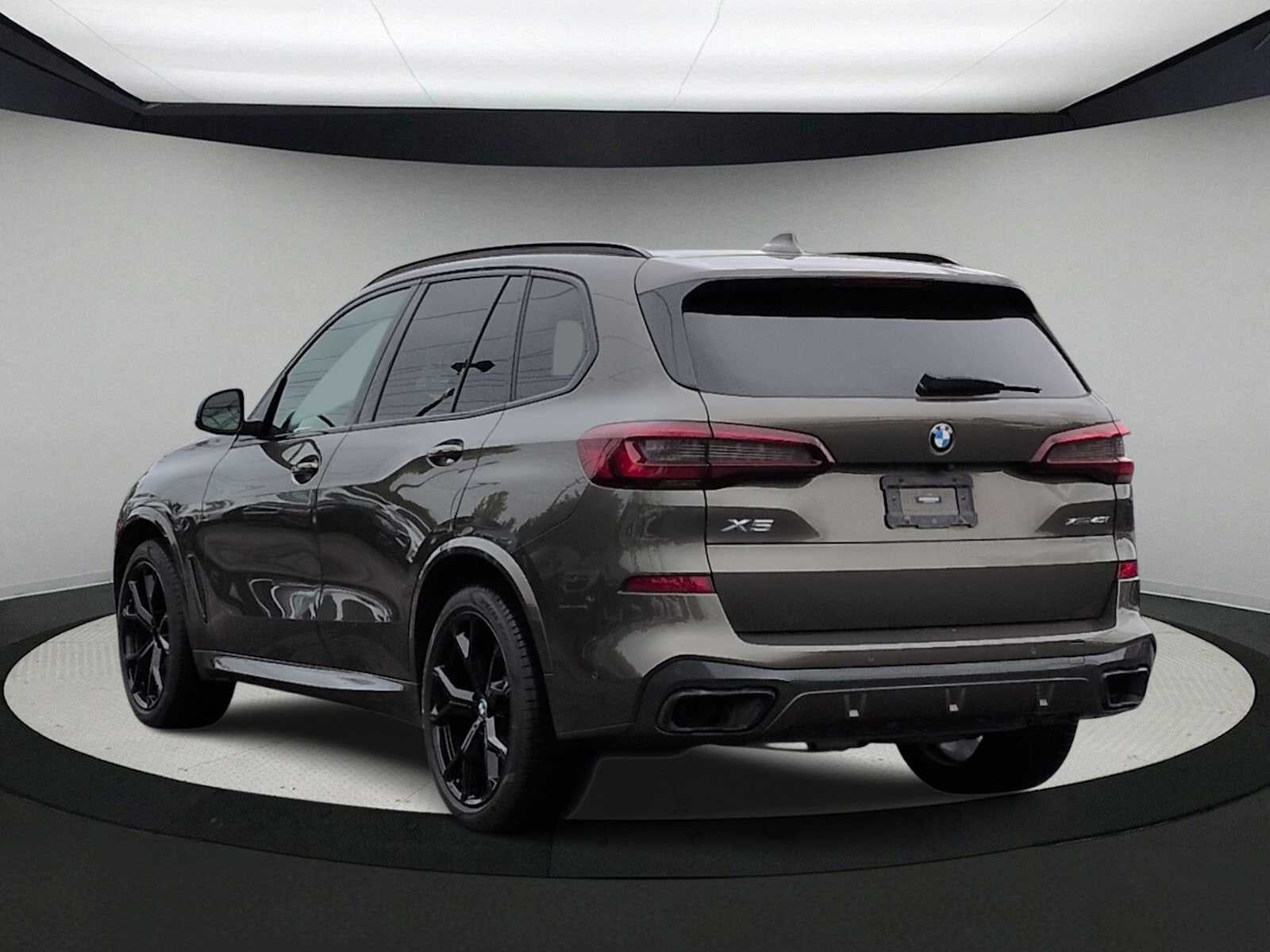 2022 BMW X5 xDrive40i xDrive40i