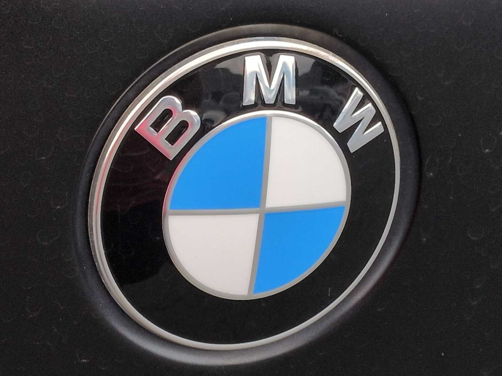 2021 BMW X5 M50i