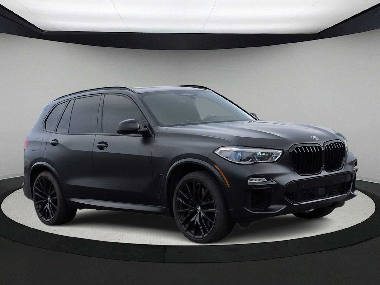 2021 BMW X5 M50i