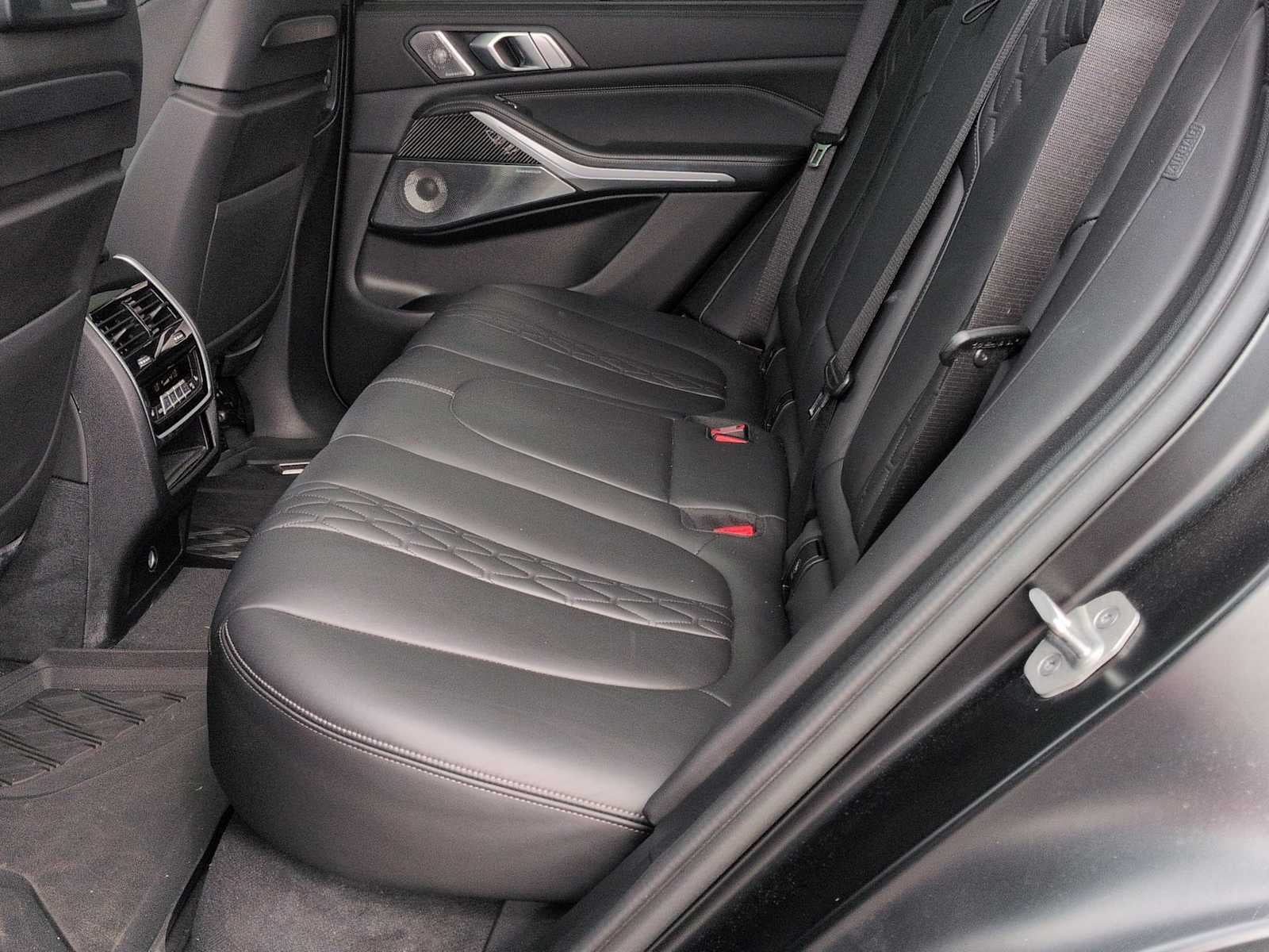 2021 BMW X5 M50i